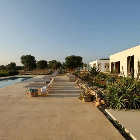 Villa Exceptional Mix Of Architecture, Nature And Luxury