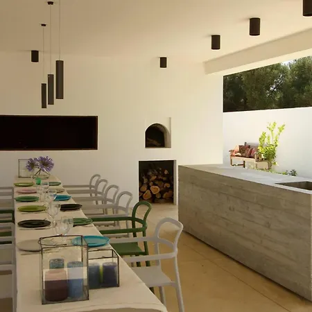 Exceptional Mix Of Architecture, Nature And Luxury Villa *